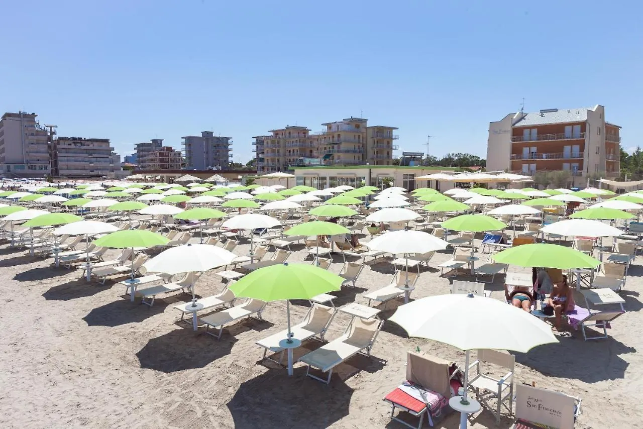 Hotel San Francisco Lido Di Savio 2*,